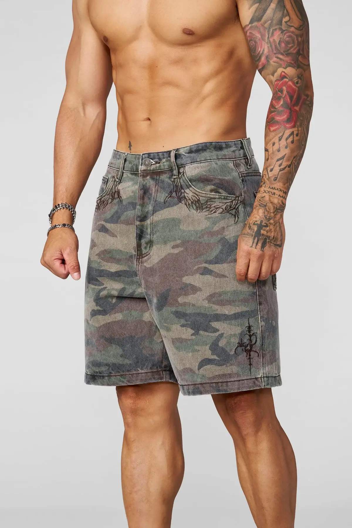 Tren Tech 1025 - Phantom Embroidery Shorts (2)